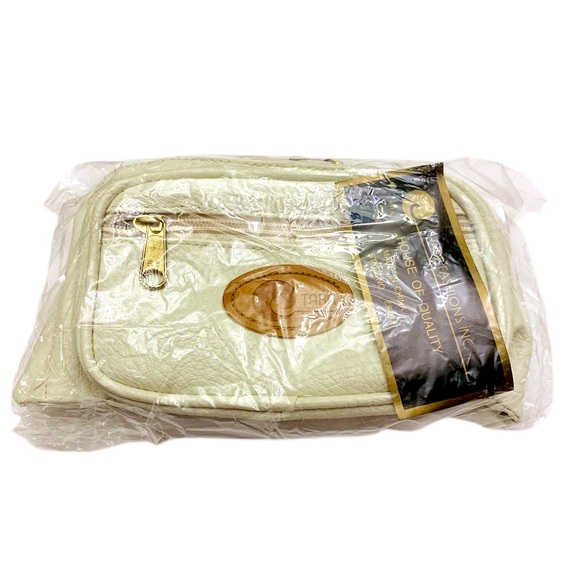 VEGAN LEATHER FANNY PACK NWT *LAST 1 - Picture 6 of 10